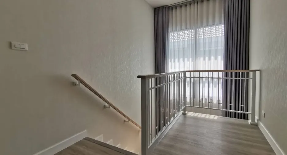 For rent 4 bedrooms house in Lat Krabang, Bangkok