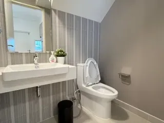 For rent 3 bedrooms townhouse in Prawet, Bangkok