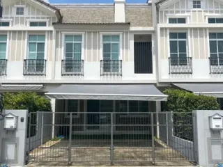For rent 3 bedrooms townhouse in Prawet, Bangkok