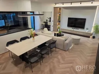 For rent 3 bedrooms townhouse in Bang Phli, Samut Prakan
