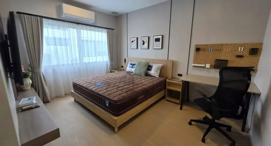 À louer 3 chambres maison de ville à Bang Phli, Samut Prakan