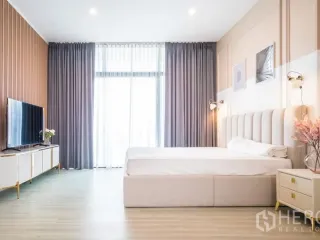For rent and for sale 3 bedrooms townhouse in Suan Luang, Bangkok