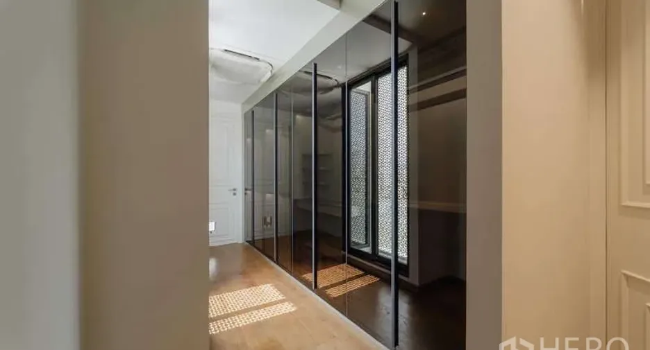 For rent and for sale 3 bedrooms townhouse in Watthana, Bangkok