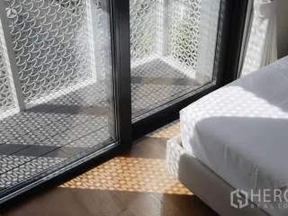 For rent and for sale 3 bedrooms townhouse in Watthana, Bangkok