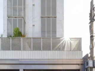 For rent and for sale 3 bedrooms townhouse in Watthana, Bangkok