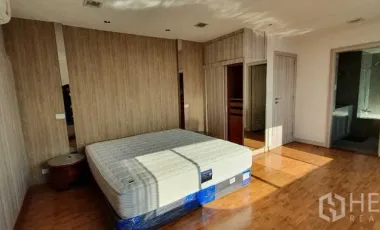 Condo en alquiler de 3 habitaciones en Khlong Toei, Bangkok