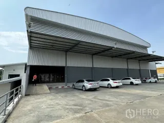 À louer entrepôt à Lat Krabang, Bangkok