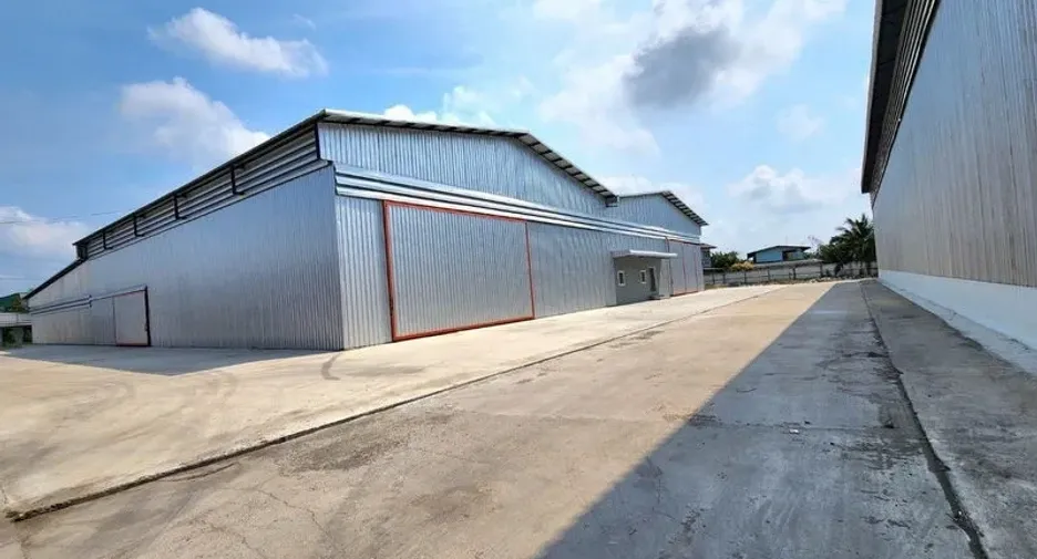 For rent warehouse in Mueang Samut Sakhon, Samut Sakhon