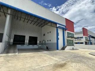 For rent warehouse in Mueang Samut Prakan, Samut Prakan