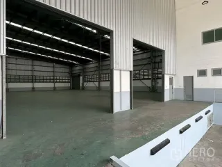 For rent warehouse in Mueang Samut Prakan, Samut Prakan