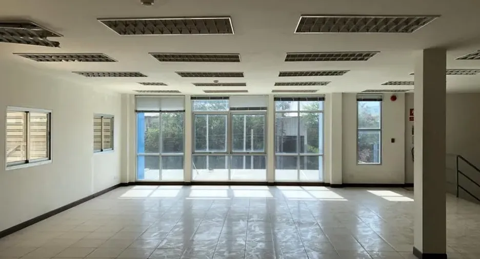 For rent warehouse in Bang Sao Thong, Samut Prakan