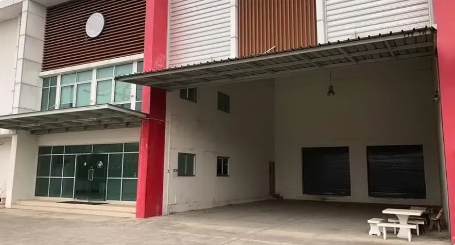 For rent warehouse in Bang Sao Thong, Samut Prakan
