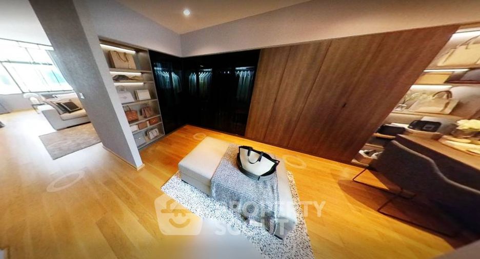 For rent 3 bedrooms townhouse in Suan Luang, Bangkok