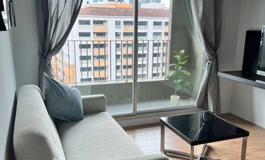 Condo en alquiler de 1 habitaciones en Khlong Toei, Bangkok