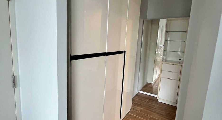 Condo en alquiler de 1 habitaciones en Khlong Toei, Bangkok