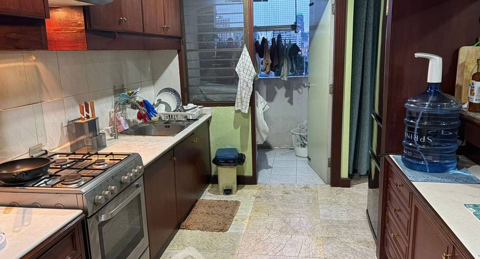 For sale 2 bedrooms condo in Watthana, Bangkok