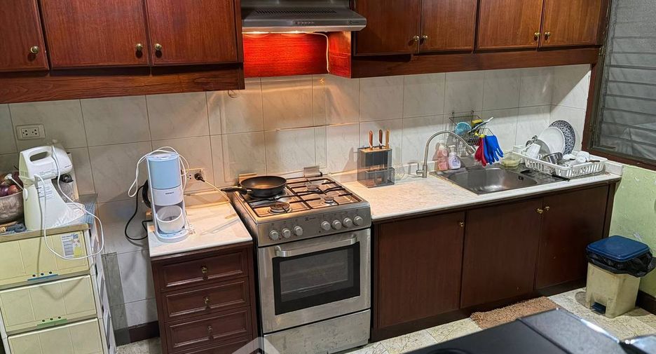 For sale 2 bedrooms condo in Watthana, Bangkok
