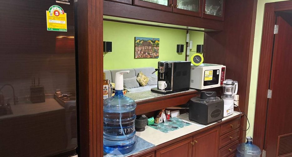 For sale 2 bedrooms condo in Watthana, Bangkok