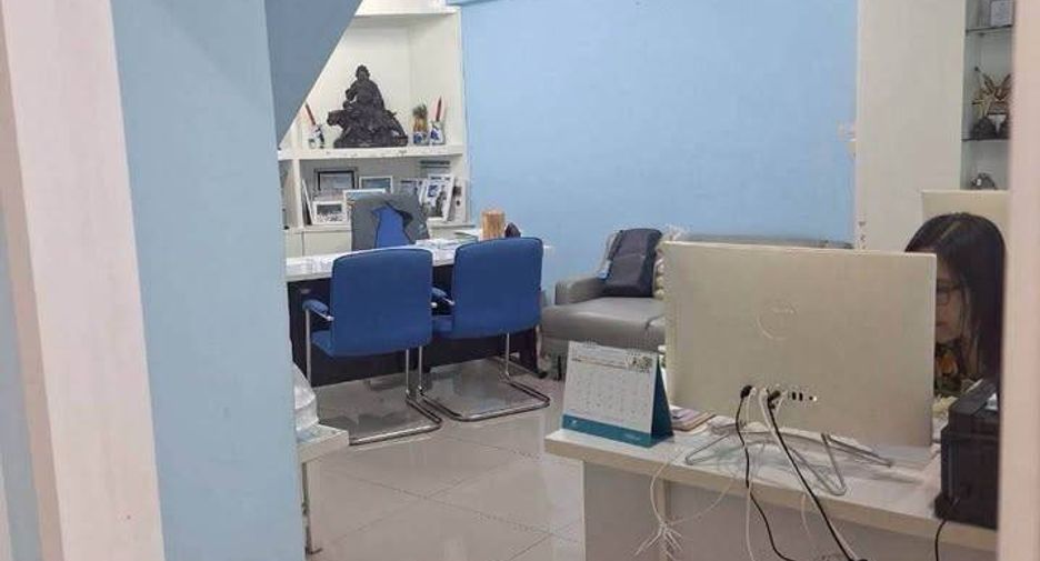 For sale 5 bedrooms house in Mueang Chon Buri, Chonburi