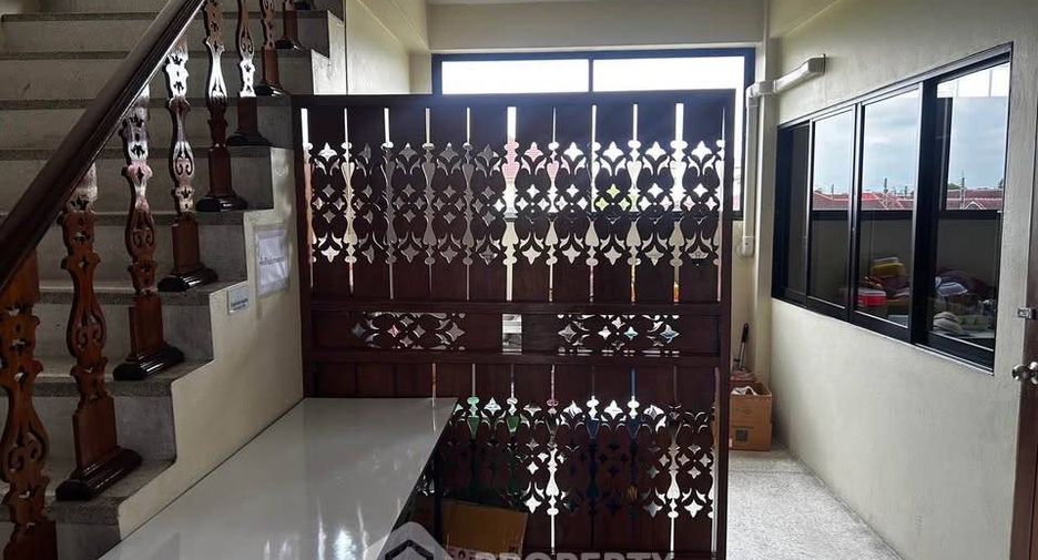 For sale 3 bedrooms house in Mueang Chon Buri, Chonburi