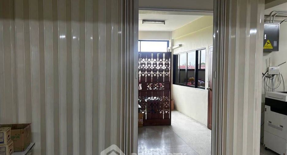 For sale 3 bedrooms house in Mueang Chon Buri, Chonburi
