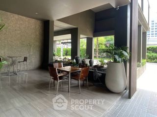 For sale 2 bedrooms condo in Khlong San, Bangkok