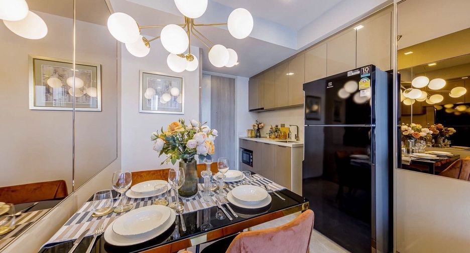 For sale 2 bedrooms condo in Huai Khwang, Bangkok