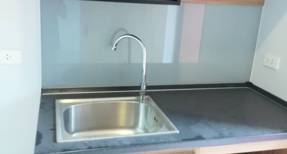 À vendre studio condo à Bang Phlat, Bangkok