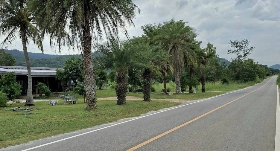 For sale 2 bedrooms house in Cha Am, Phetchaburi