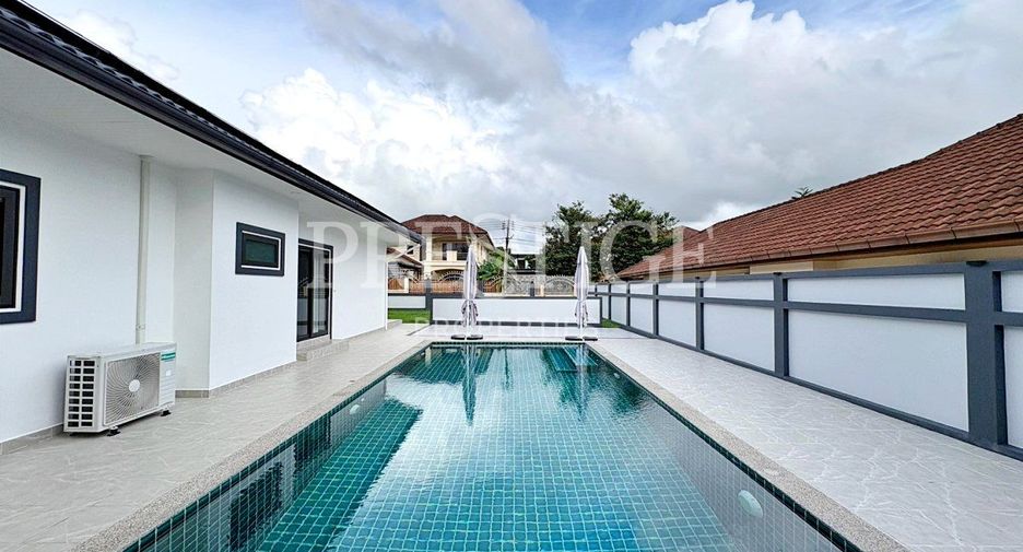For sale 4 bedrooms house in Bang Lamung, Chonburi