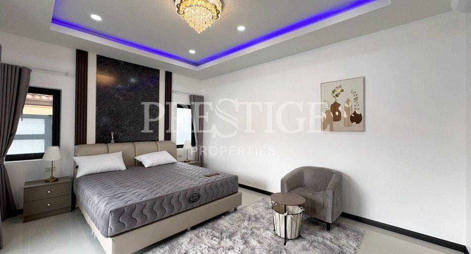 For sale 4 bedrooms house in Bang Lamung, Chonburi