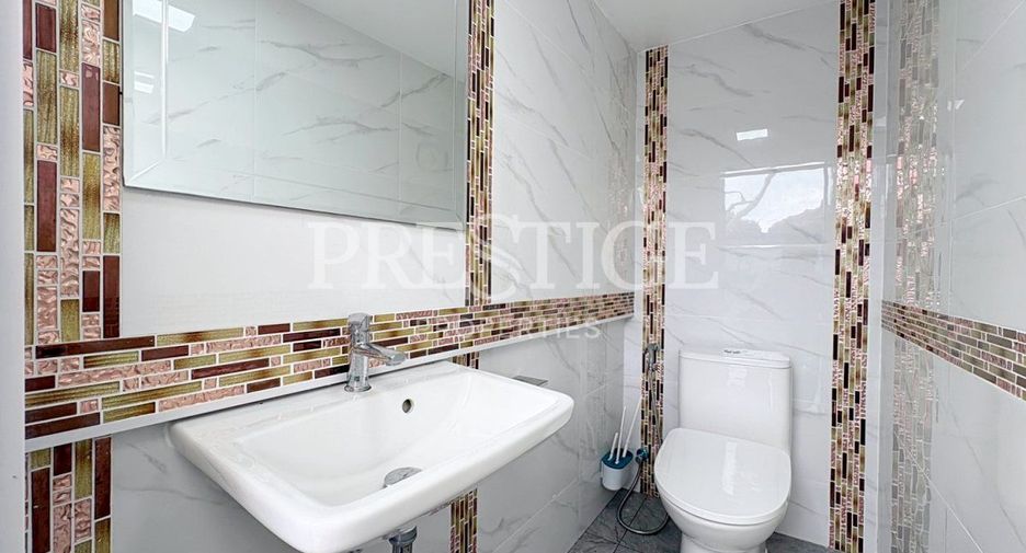 For sale 4 bedrooms house in Bang Lamung, Chonburi