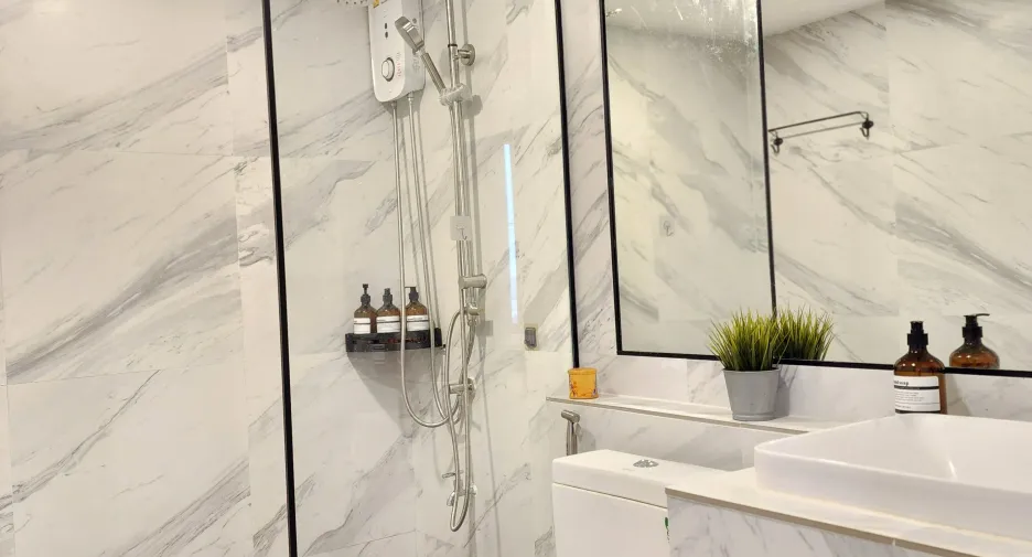 For sale 2 bedrooms condo in Huai Khwang, Bangkok