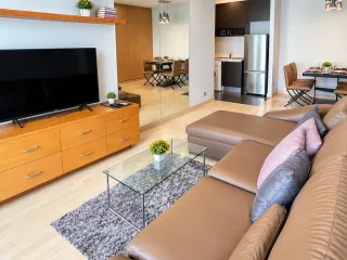 For rent 1 bed condo in Watthana, Bangkok