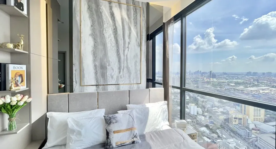 For rent 1 bed condo in Khlong Toei, Bangkok