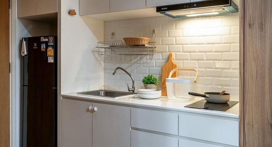 For rent 1 bed condo in Watthana, Bangkok