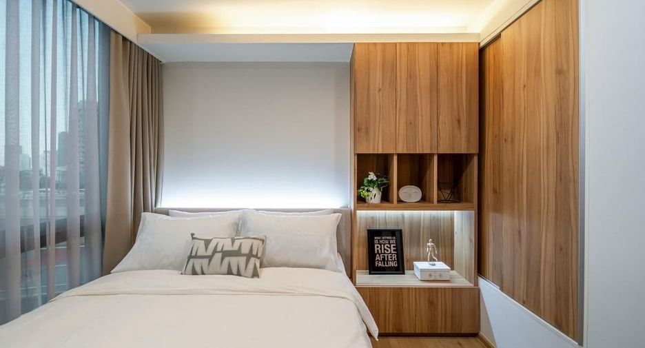 For rent 1 bed condo in Watthana, Bangkok