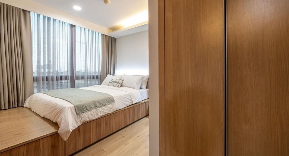 For rent 1 bed condo in Watthana, Bangkok