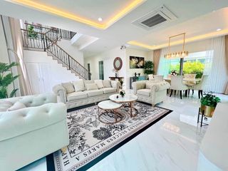 À vendre 4 chambres maison de ville à Bang Phli, Samut Prakan