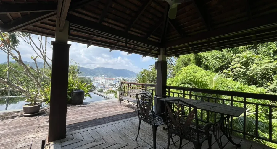 À louer 1 chambre maison à Mueang Phuket, Phuket