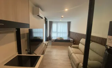 Condo en alquiler de 1 habitaciones en Bang Na, Bangkok
