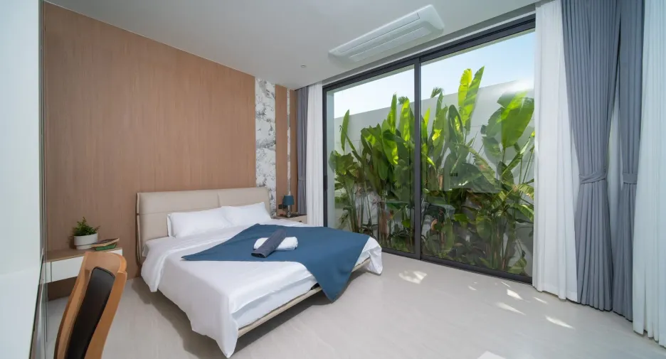 For rent 4 bedrooms villa in Mueang Phuket, Phuket