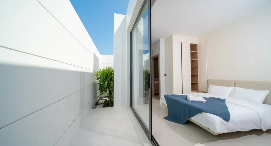 For rent 4 bedrooms villa in Mueang Phuket, Phuket