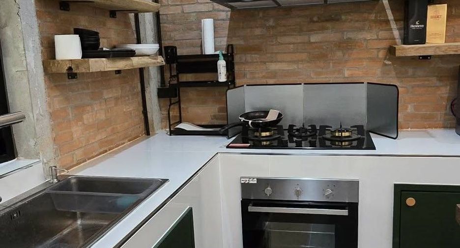 For rent 2 bedrooms house in Saraphi, Chiang Mai