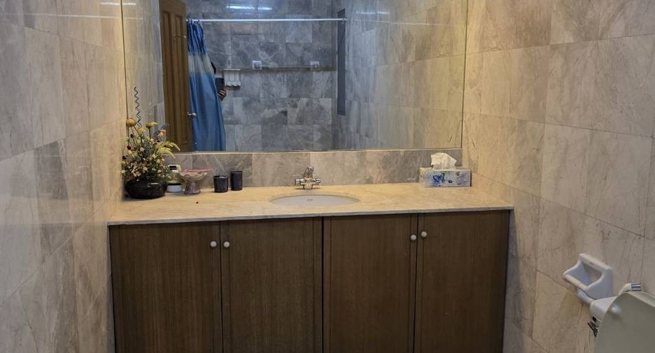 For sale 2 ベッドルーム condo in Cha Am, Phetchaburi