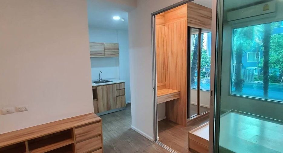 For sale studio condo in Don Mueang, Bangkok