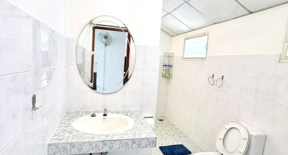 For sale 4 bedrooms villa in Pran Buri, Prachuap Khiri Khan