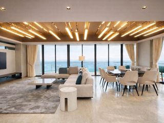 For sale 4 bedrooms condo in Yan Nawa, Bangkok