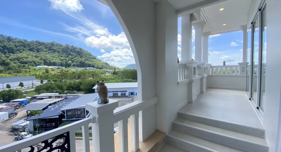 For rent 2 bedrooms condo in Kathu, Phuket