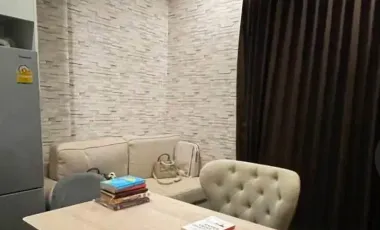 Wohnung zur Miete mit 1 Zimmer in Khlong San, Bangkok